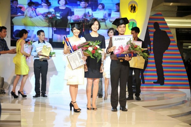 Dewa Juara I Campus Face 2012